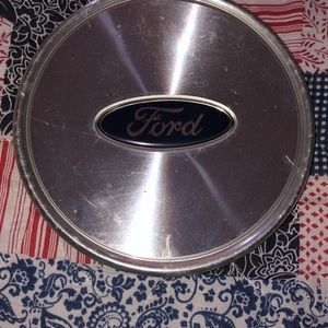 Ford hub caps